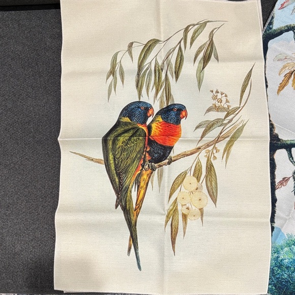 Colorful Bird and Tree Print Set - Picture 2 of 4